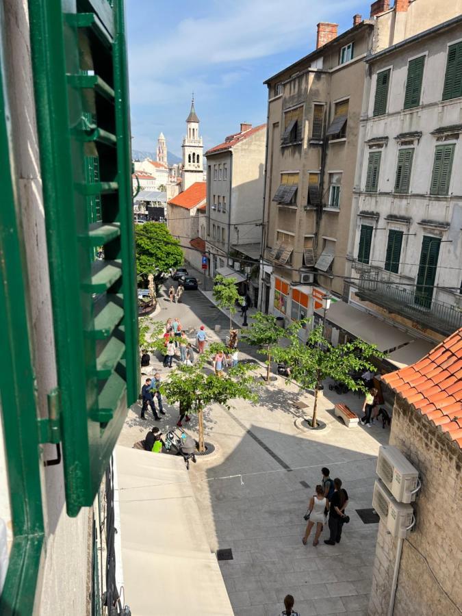 Devivi Apartments Split Buitenkant foto